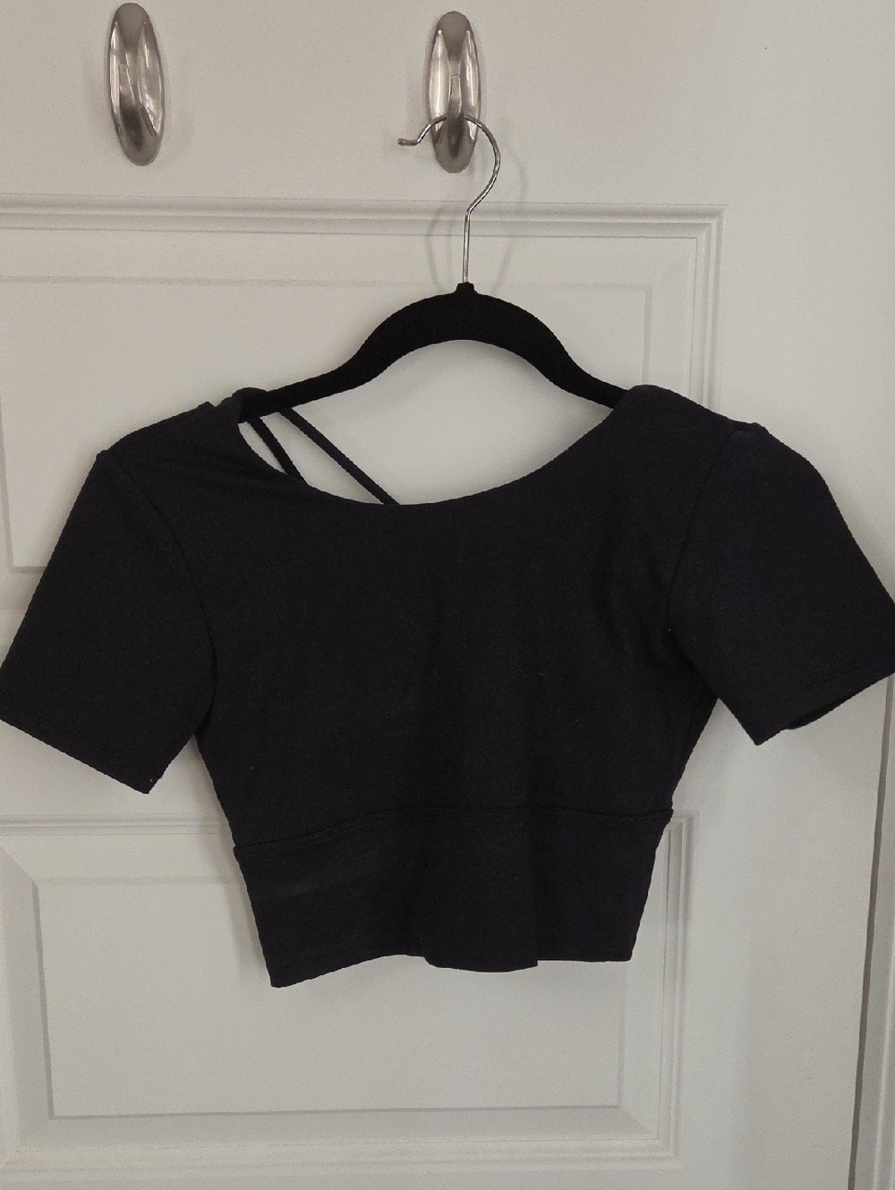 Black Women's Short Sleeve Cropped Top with Strappy Back